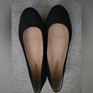 Black Ballet Flats